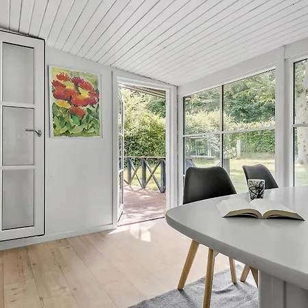 度假居 2 Bedroom Stunning In